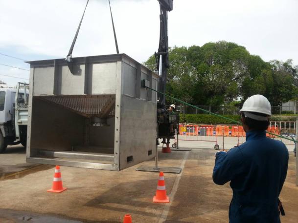 การฝึกอบรมผู้บังคับปั้นจั่น ผู้ควบคุม ผู้ให้สัญญาณแก่ผู้บังคับปั้นจั่นและผู้ยึดเกาะวัสดุ ชนิดปั้นจั่นเคลื่อนที่ ปั้นจั่นหอสูง เรือ รถปั้นจั่น